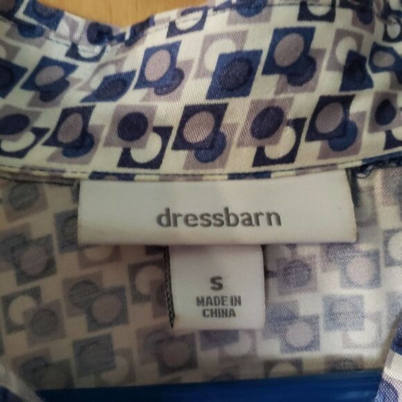 Dressbarn Button Blouse Geometric Collared Tie Belt - Picture 8 of 8